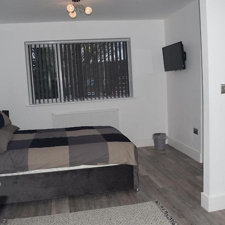 Airport Padzzz Apartment Уидъншоо Екстериор снимка