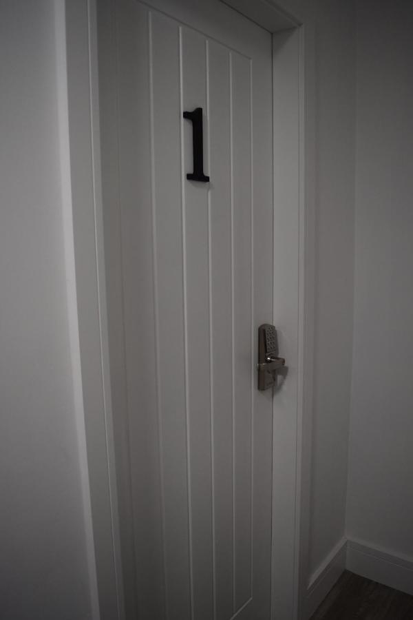 Airport Padzzz Apartment Уидъншоо Екстериор снимка