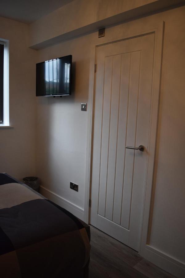 Airport Padzzz Apartment Уидъншоо Екстериор снимка