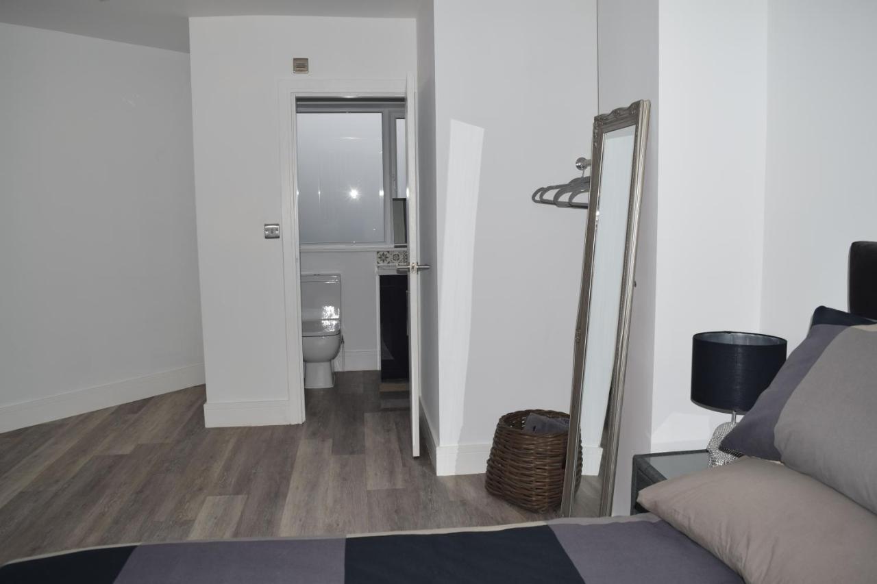Airport Padzzz Apartment Уидъншоо Екстериор снимка